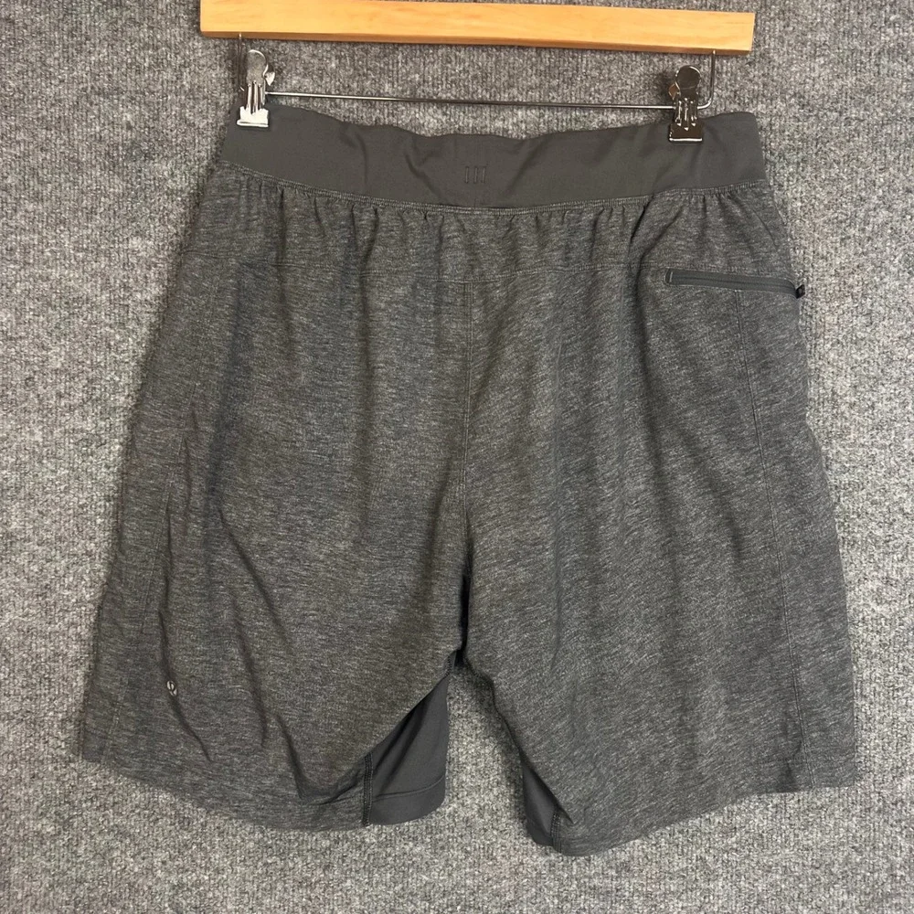 Lululemon THE Short Mens L Gray Good Liner Athletic Gym Training